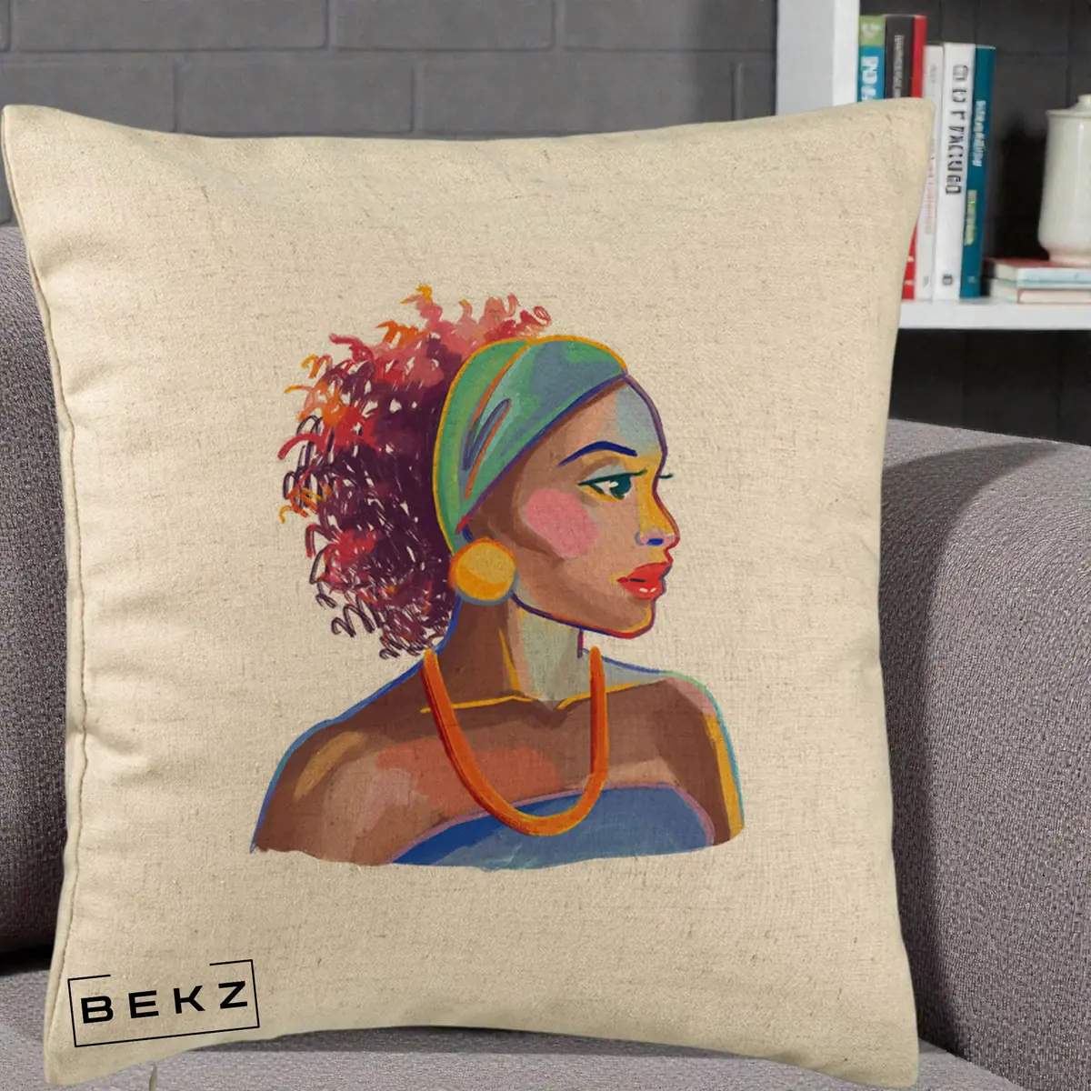 Perna Decorativa Portret Femeie Urbana Acuarela, 40x40 cm, Bej, Husa Detasabila, Perna, BEKZ®