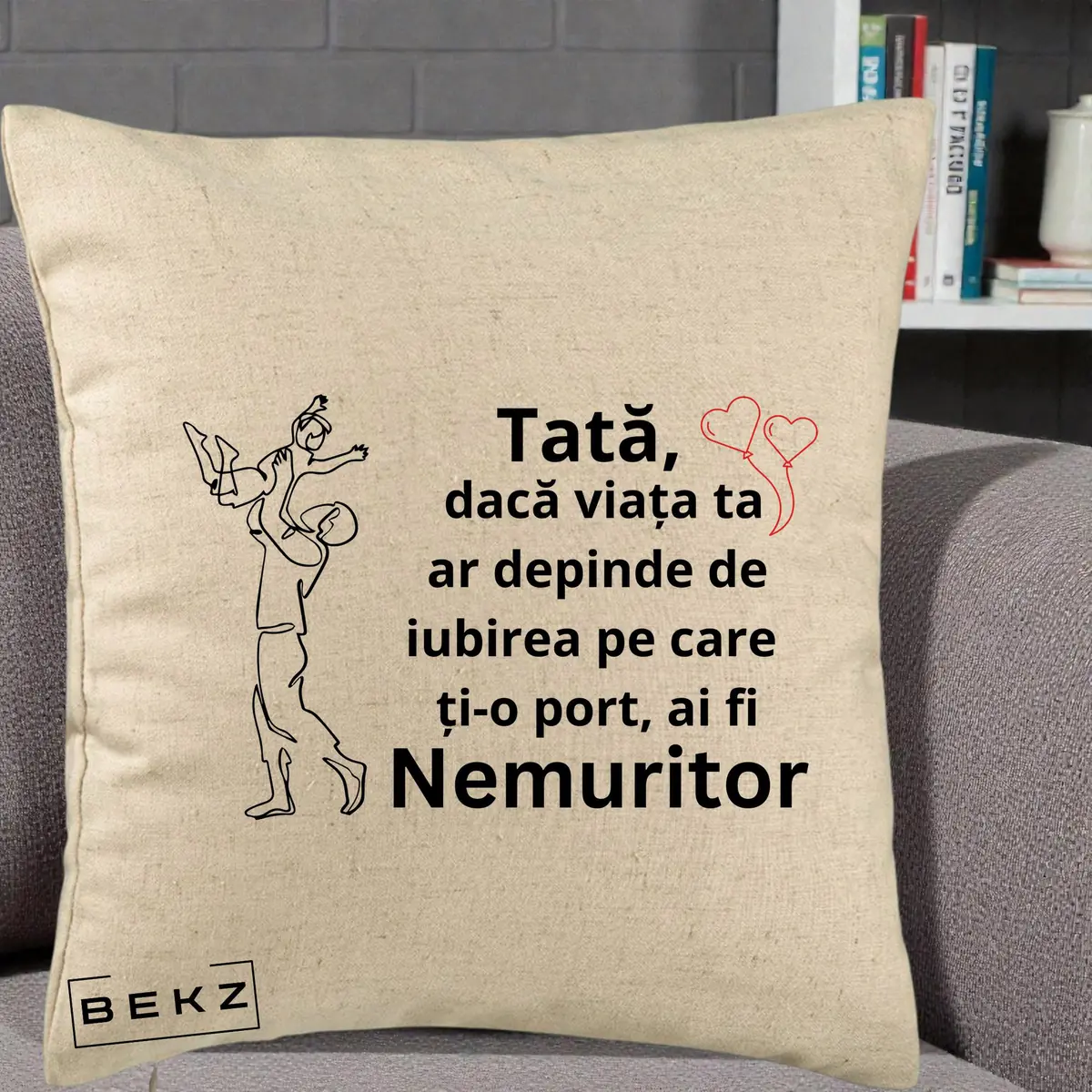 Perna Decorativa Tata Supererou Nemuritor Rosu, 40x40 cm, Bej, Husa Detasabila, Perna, BEKZ®