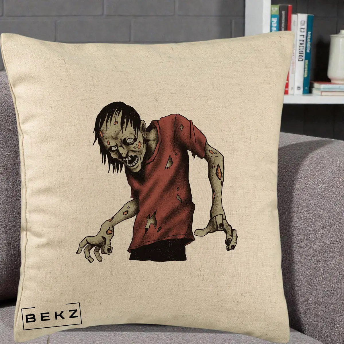 Perna Decorativa Halloween Zombie Infricosator, 40x40 cm, Bej, Husa Detasabila, Perna, BEKZ®