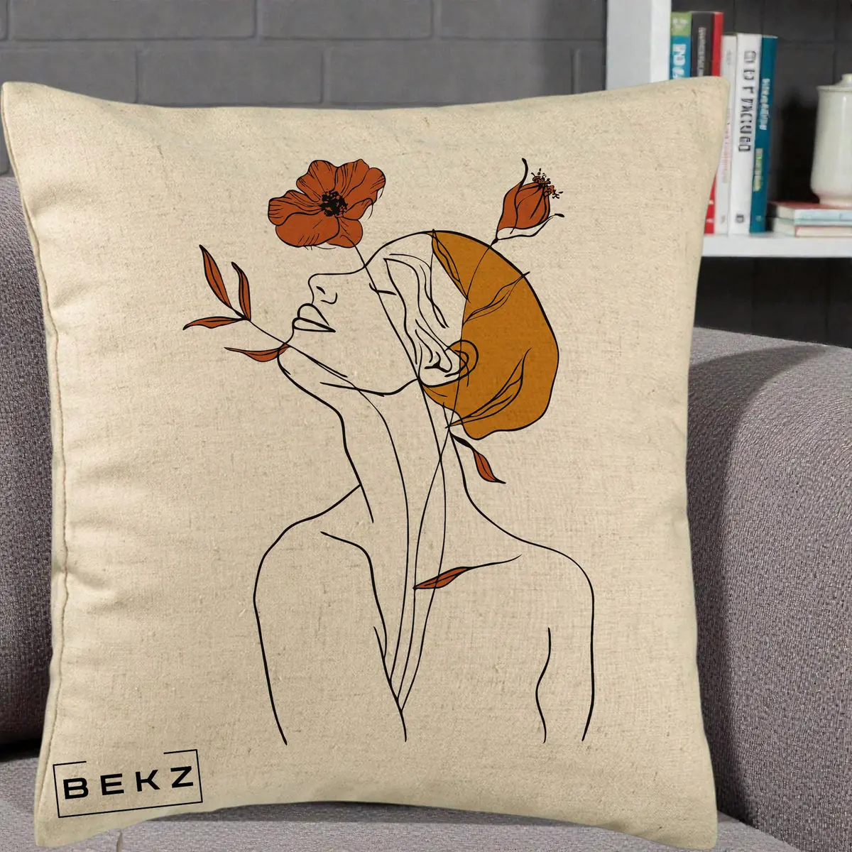 Perna Decorativa Portret Feminin Mac Privire Inalta, 40x40 cm, Bej, Husa Detasabila, Perna, BEKZ®