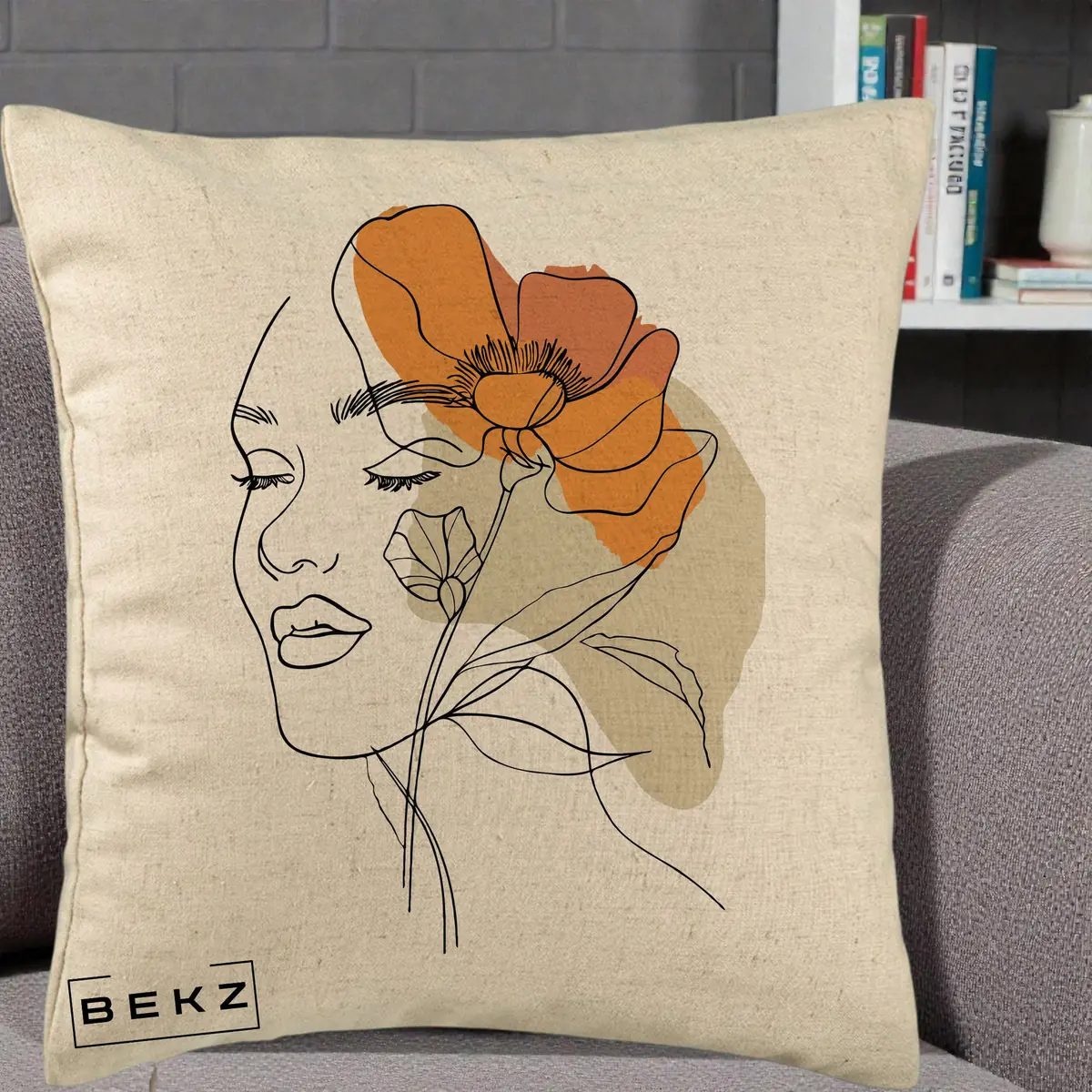 Perna Decorativa Portret Feminin Mac Mare Portocaliu, 40x40 cm, Bej, Husa Detasabila, Perna, BEKZ®