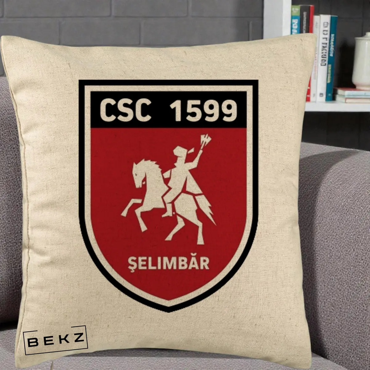 Perna Decorativa CSC 1599 Selimbar Fotbal, 40x40 cm, Bej, Husa Detasabila, Perna, BEKZ®