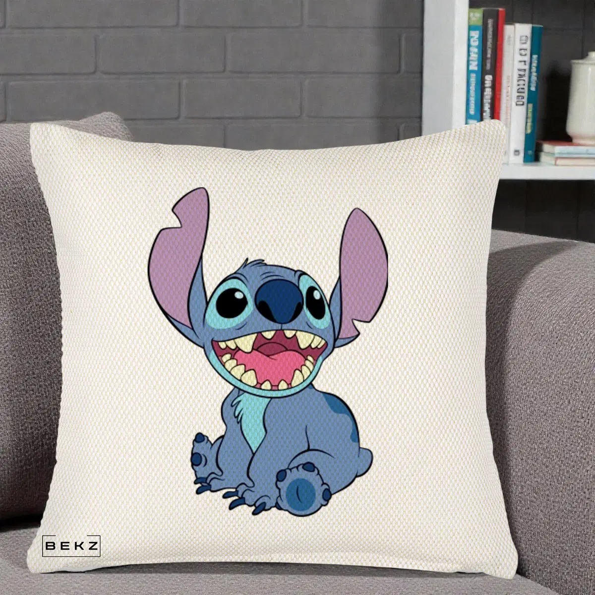 Perna Decorativa Stitch Zambitor, 40x40 cm, Crem Reliefat, Husa Detasabila, Perna, BEKZ®