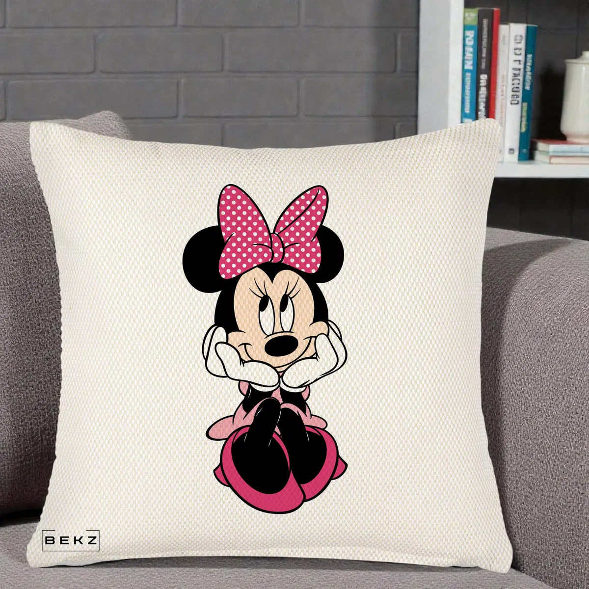 Perna Decorativa Minnie Mouse cu Fundita, 40x40 cm, Crem Reliefat, Husa Detasabila, Perna, BEKZ®