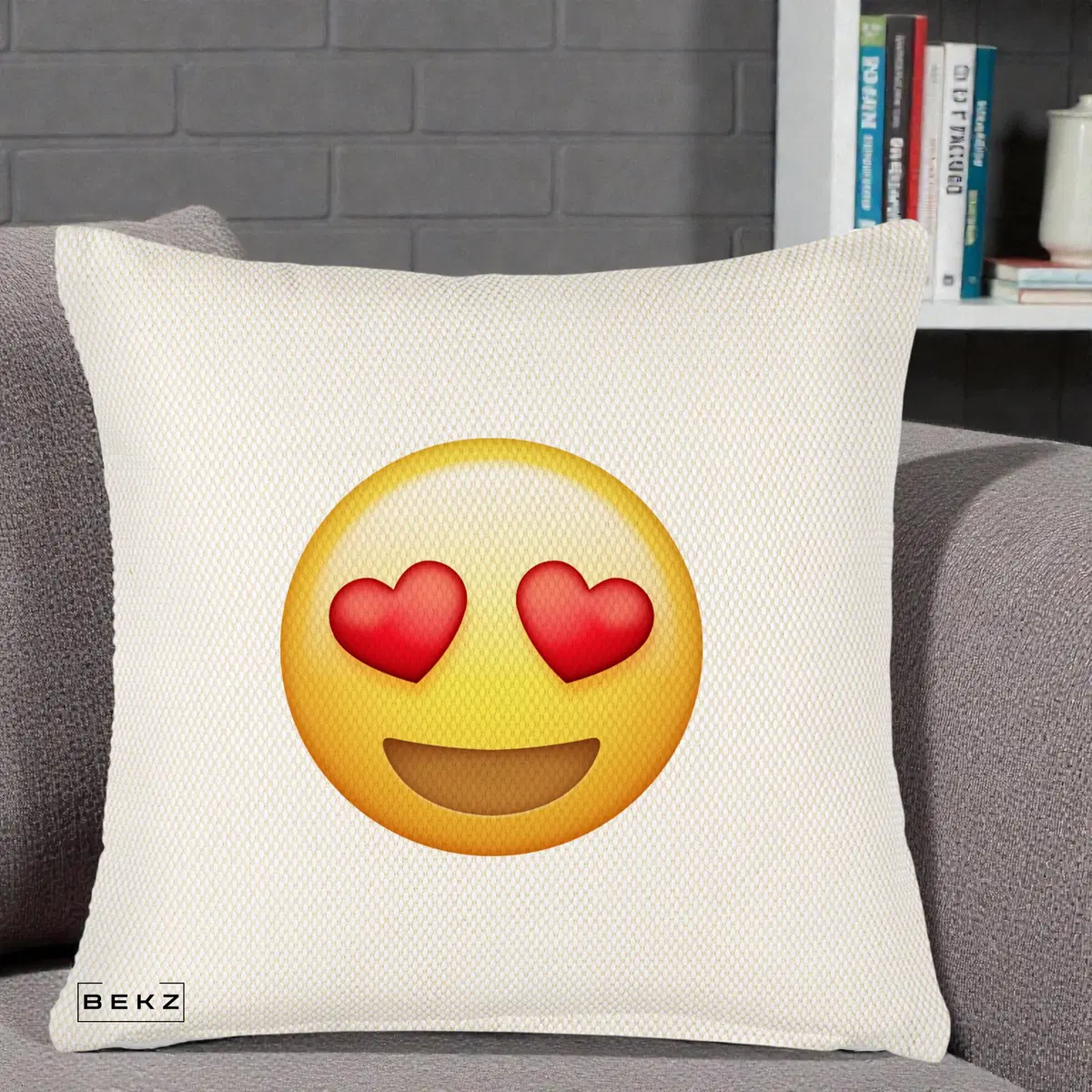 Perna Decorativa Emoji Inimi in Ochi, 40x40 cm, Crem Reliefat, Husa Detasabila, Perna, BEKZ®