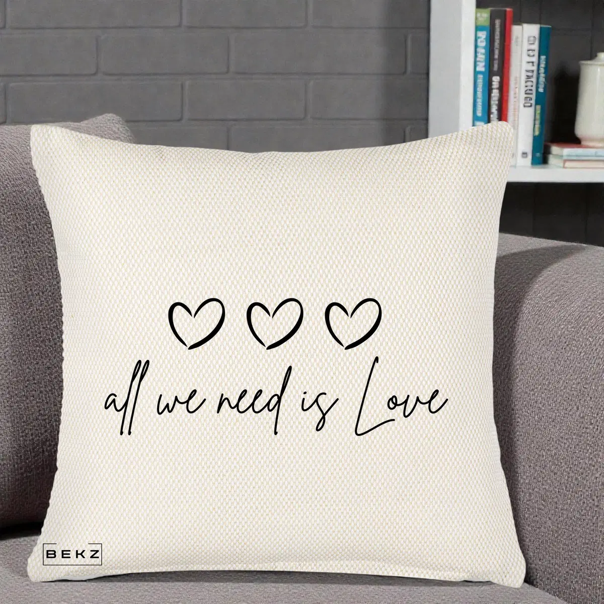 Perna Decorativa All We Need Is Love, 40x40 cm, Crem Reliefat, Husa Detasabila, Perna, BEKZ®