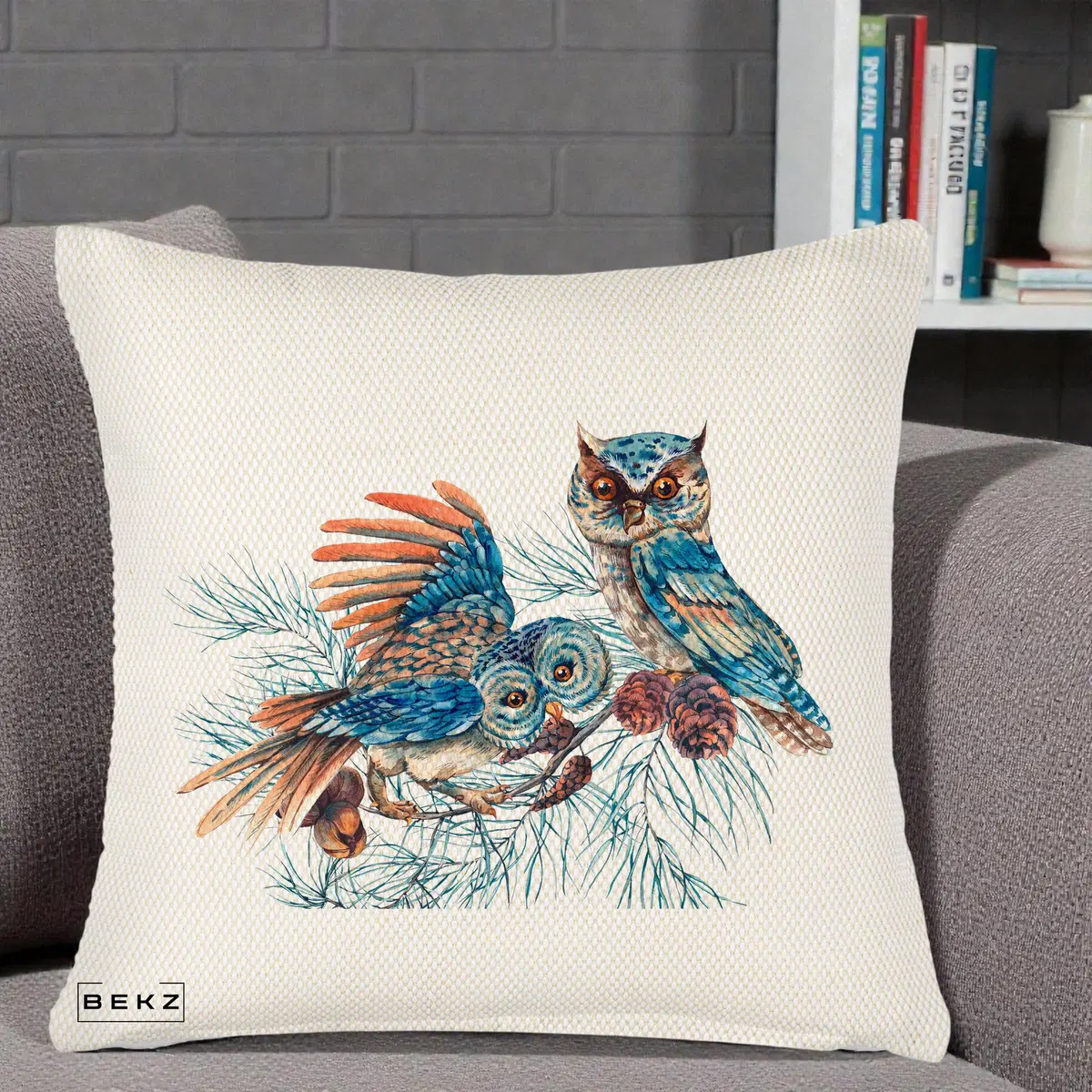 Perna Decorativa Bufnite de Iarna Albastre, 40x40 cm, Crem Reliefat, Husa Detasabila, Perna, BEKZ®