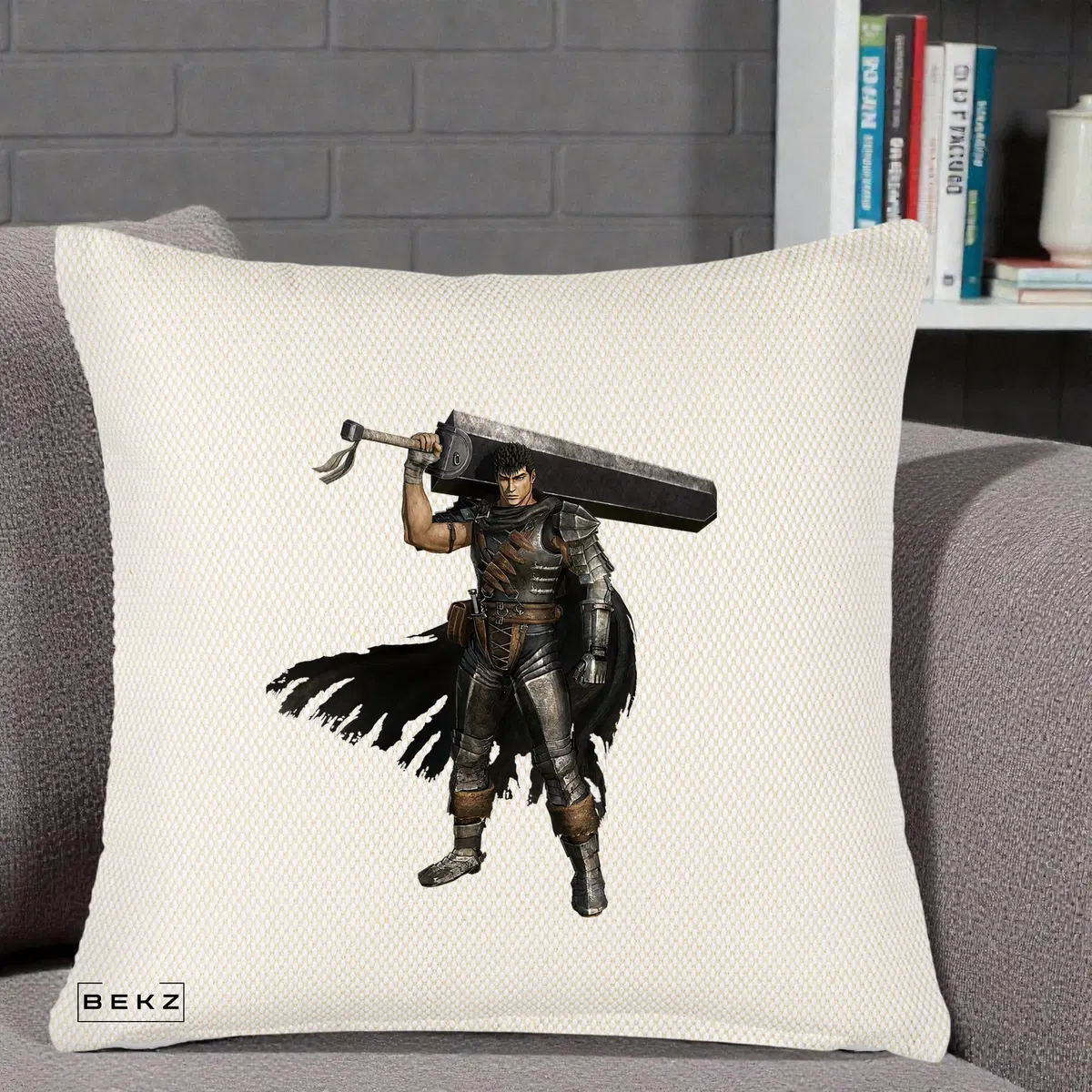 Perna Decorativa Berserk Guts Luptatorul Negru, 40x40 cm, Crem Reliefat, Husa Detasabila, Perna, BEKZ®