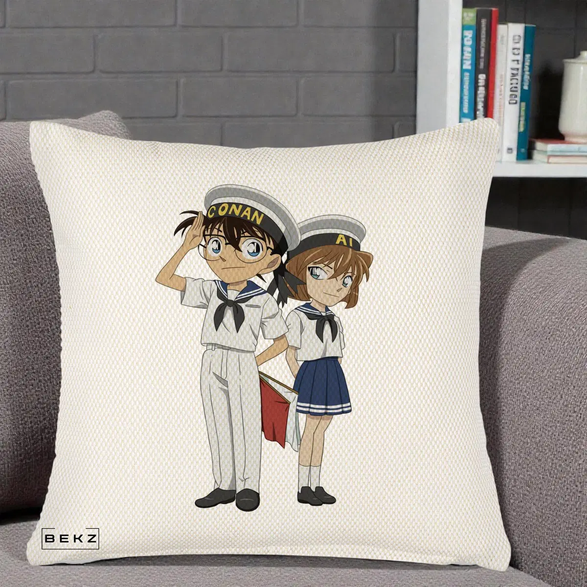 Perna Decorativa Detective Conan Conan si Ai Sailor, 40x40 cm, Crem Reliefat, Husa Detasabila, Perna, BEKZ®