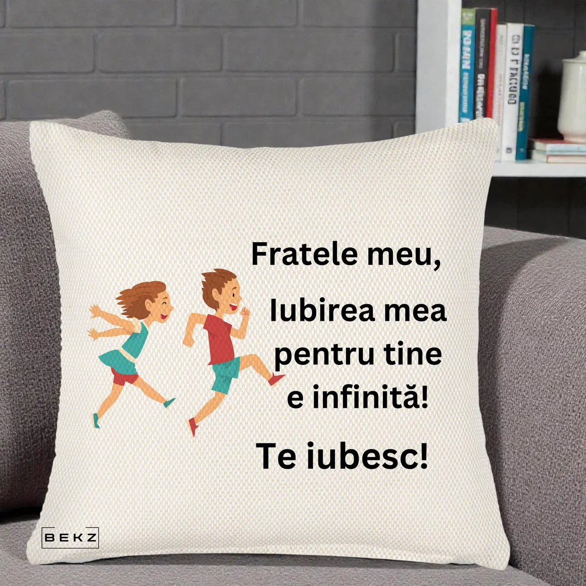 Perna Decorativa Fratele Meu Te Iubesc Copii Alergand Colorat, 40x40 cm, Crem Reliefat, Husa Detasabila, Perna, BEKZ®