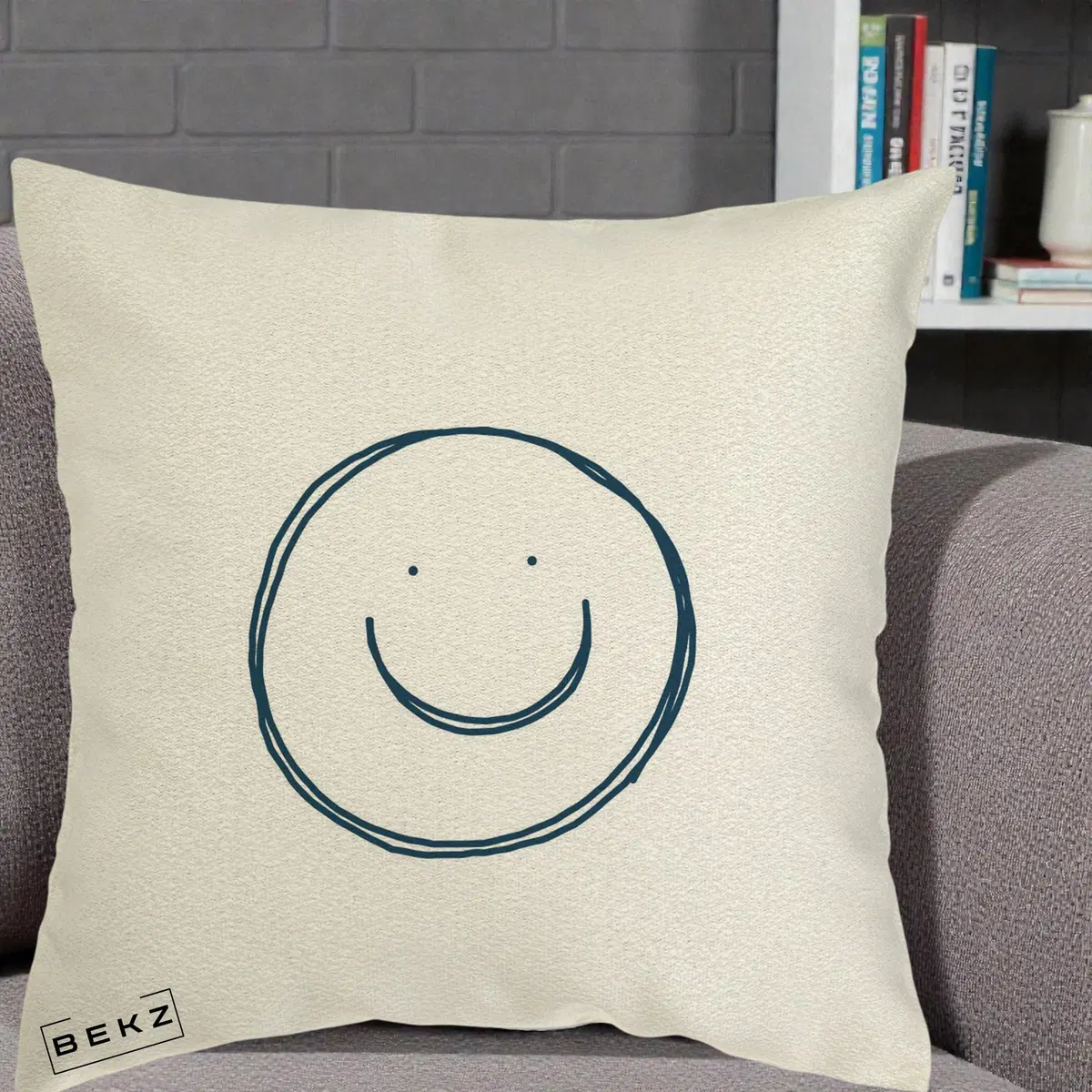 Perna Decorativa Smile Desen Minimalist, 40x40 cm, Ecru, Husa Detasabila, Perna, BEKZ®
