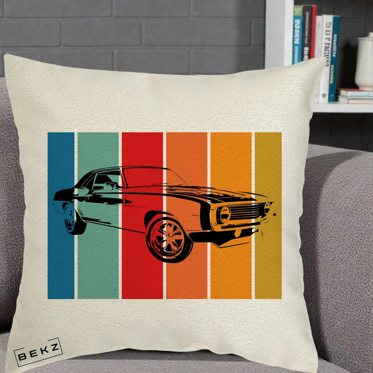 Perna Decorativa Masina Retro Muscle Car Grafic, 40x40 cm, Ecru, Husa Detasabila, Perna, BEKZ®