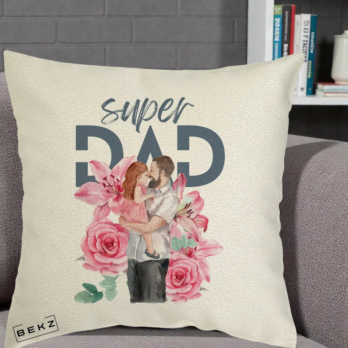 Perna Decorativa Super Dad Tata cu Fetita si Flori, 40x40 cm, Ecru, Husa Detasabila, Perna, BEKZ®