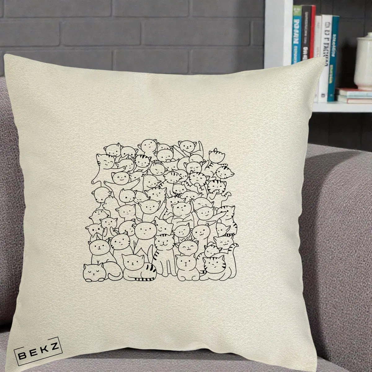 Perna Decorativa Many Cats Pattern Alb-Negru, 40x40 cm, Ecru, Husa Detasabila, Perna, BEKZ®