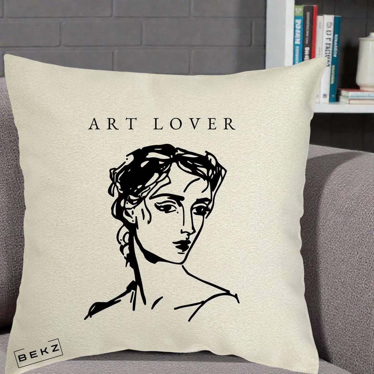 Perna Decorativa Art Lover Portret Grafic, 40x40 cm, Ecru, Husa Detasabila, Perna, BEKZ®