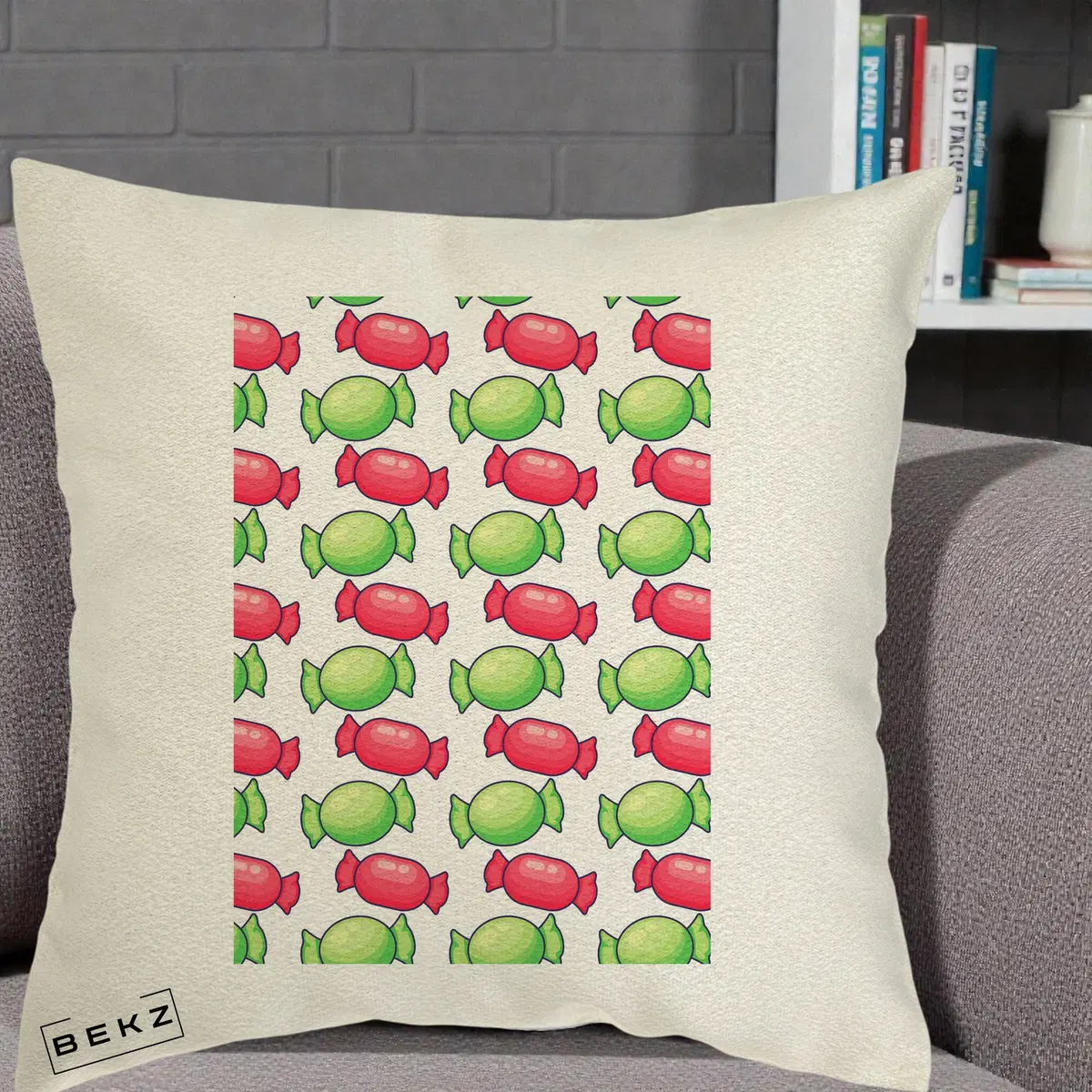 Perna Decorativa Bomboane Craciun Pattern, 40x40 cm, Ecru, Husa Detasabila, Perna, BEKZ®