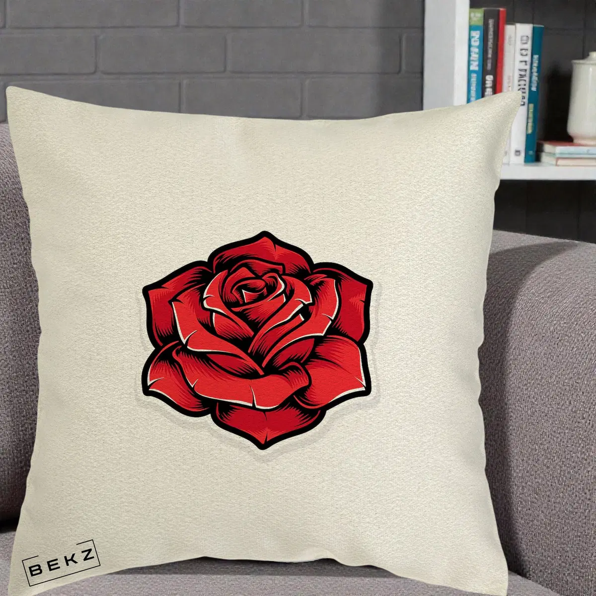 Perna Decorativa Trandafir Rosu Tattoo, 40x40 cm, Ecru, Husa Detasabila, Perna, BEKZ®