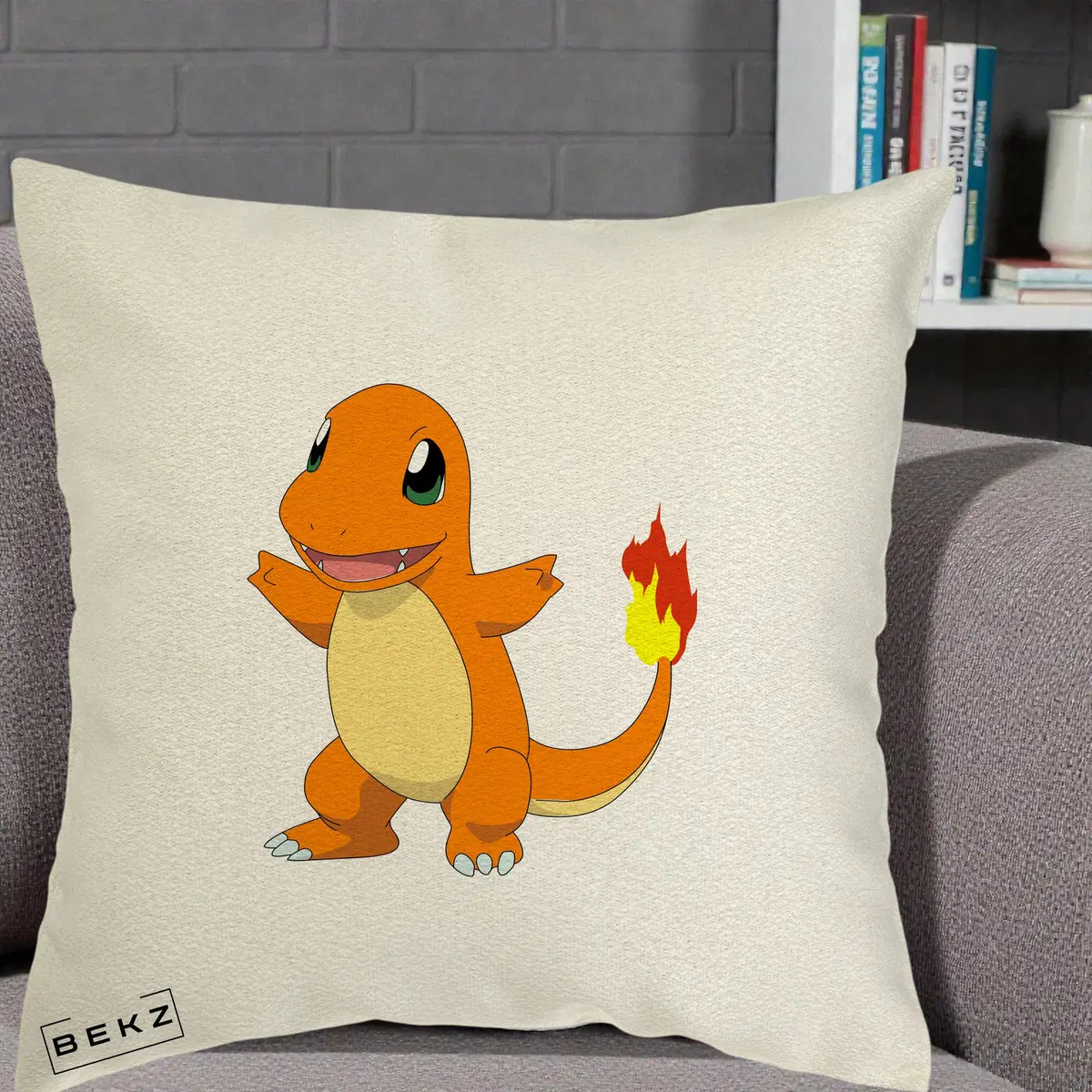 Perna Decorativa Charmander Pokemon, 40x40 cm, Ecru, Husa Detasabila, Perna, BEKZ®