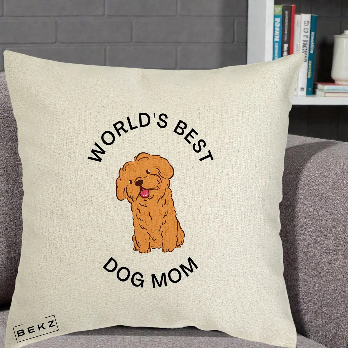 Perna Decorativa World's Best Dog Mom, 40x40 cm, Ecru, Husa Detasabila, Perna, BEKZ®