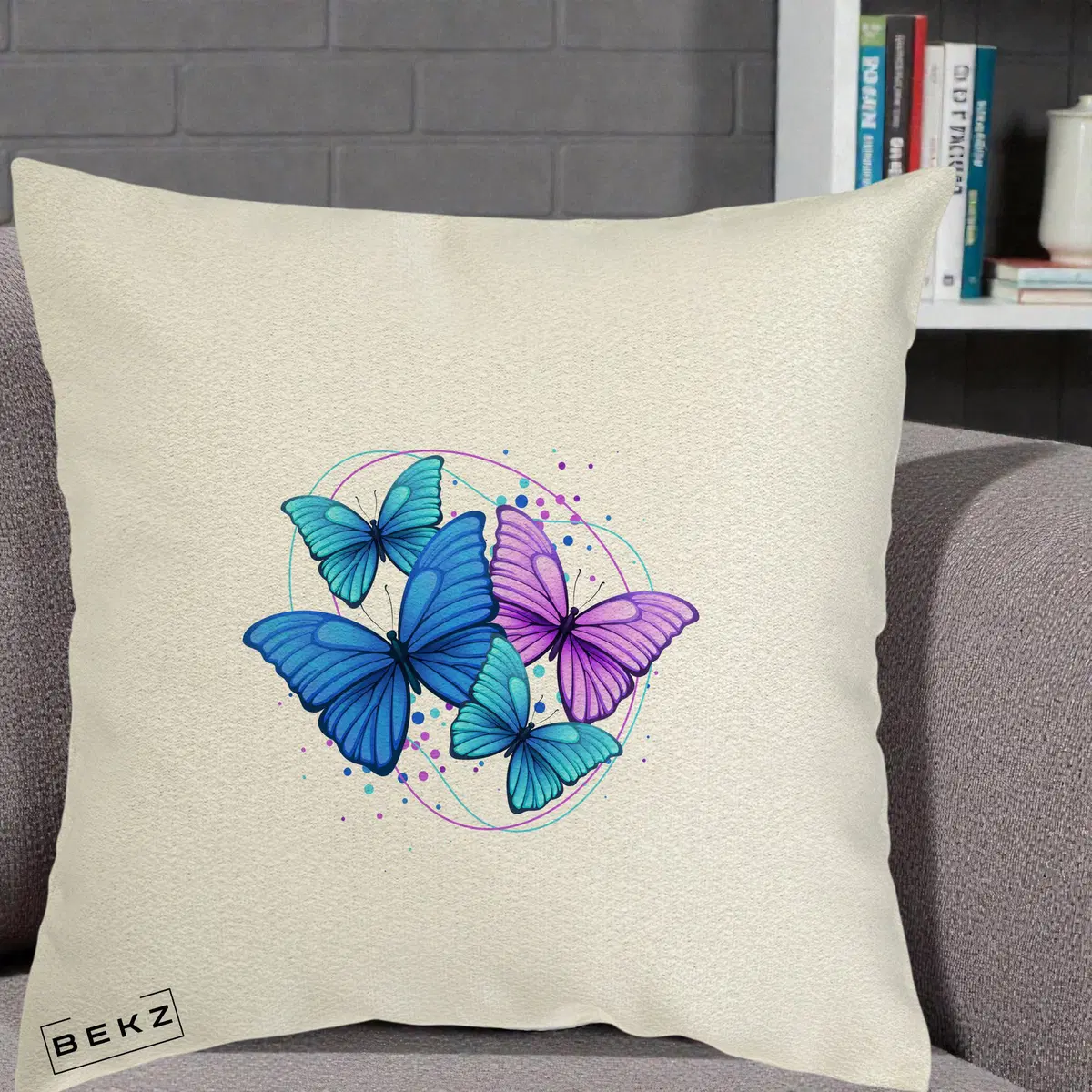 Perna Decorativa Trei Fluturi Albastru-Violet, 40x40 cm, Ecru, Husa Detasabila, Perna, BEKZ®