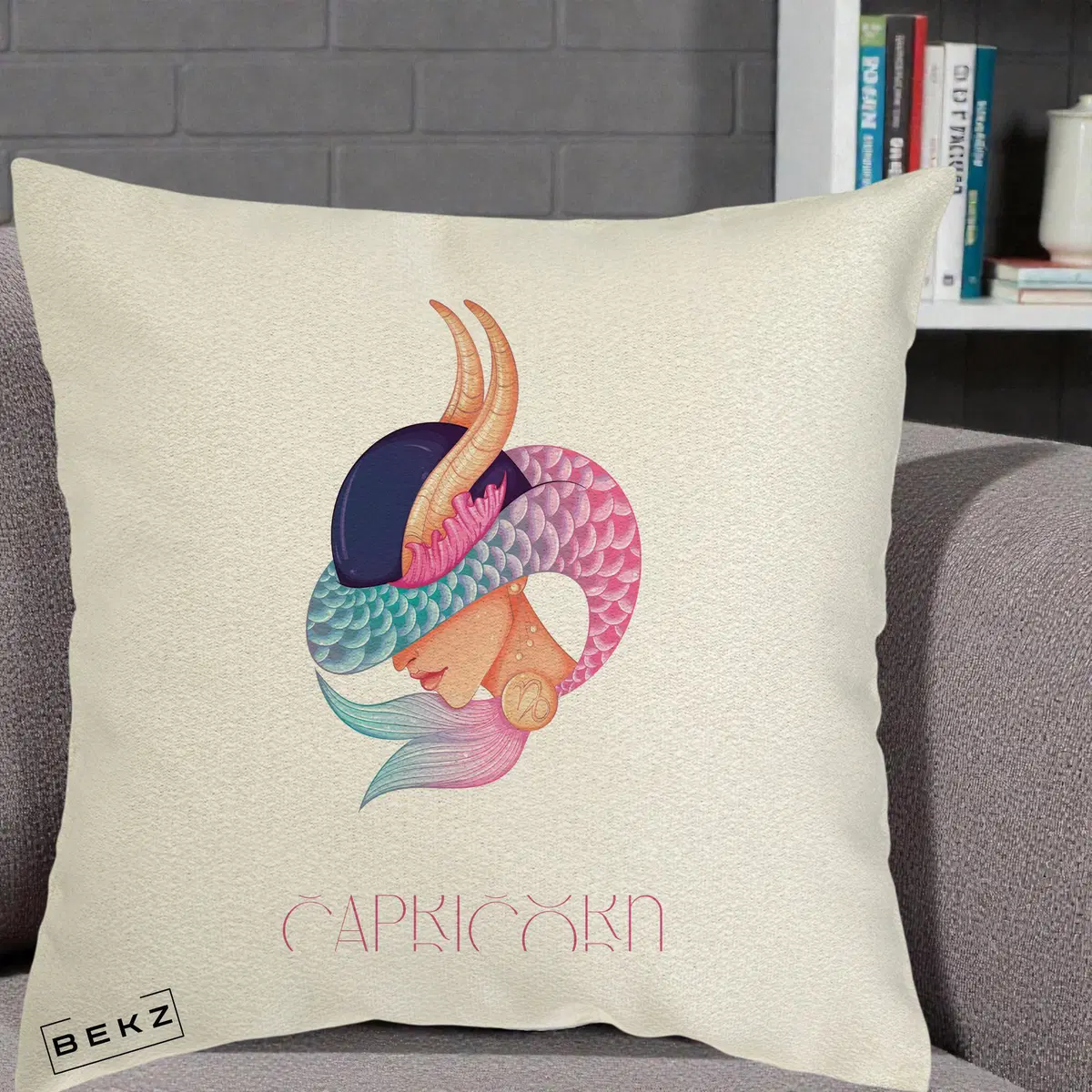 Perna Decorativa Zodiac Capricorn Cowgirl, 40x40 cm, Ecru, Husa Detasabila, Perna, BEKZ®