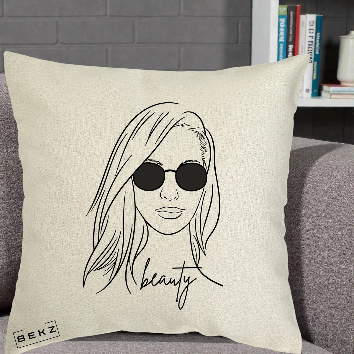 Perna Decorativa Beauty Girl Line Art, 40x40 cm, Ecru, Husa Detasabila, Perna, BEKZ®