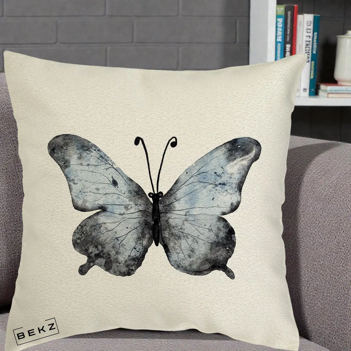 Perna Decorativa Fluture Acuarela Albastru-Gri, 40x40 cm, Ecru, Husa Detasabila, Perna, BEKZ®