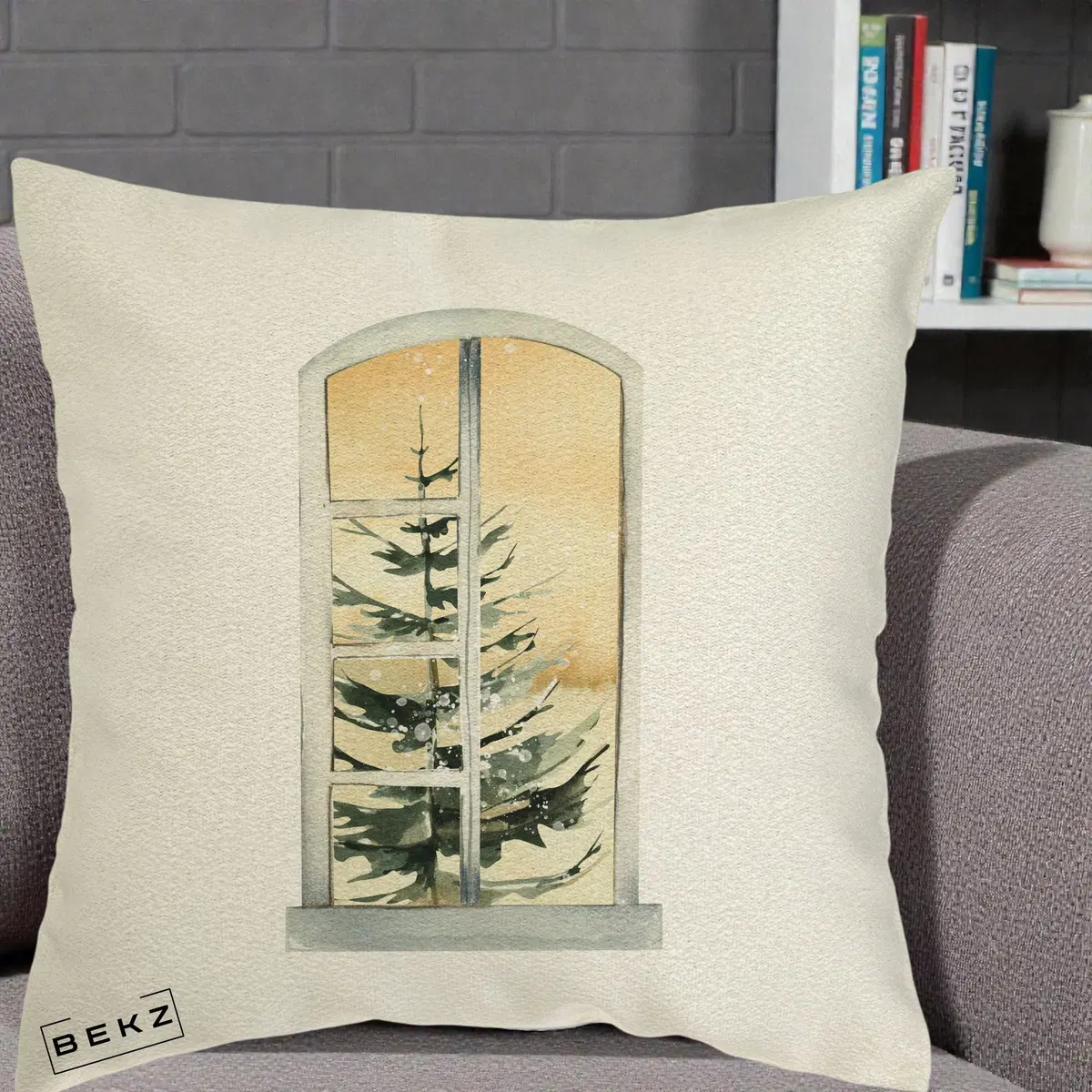Perna Decorativa Fereastra cu Brad de Iarna, 40x40 cm, Ecru, Husa Detasabila, Perna, BEKZ®