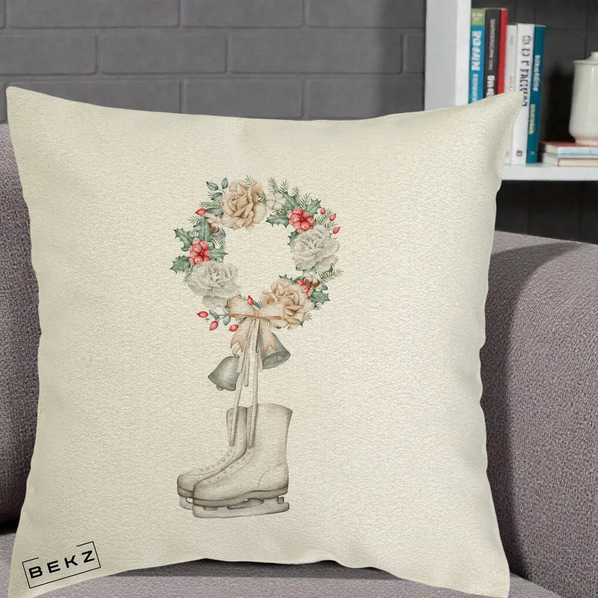 Perna Decorativa Patine cu Coroana Florala de Craciun, 40x40 cm, Ecru, Husa Detasabila, Perna, BEKZ®