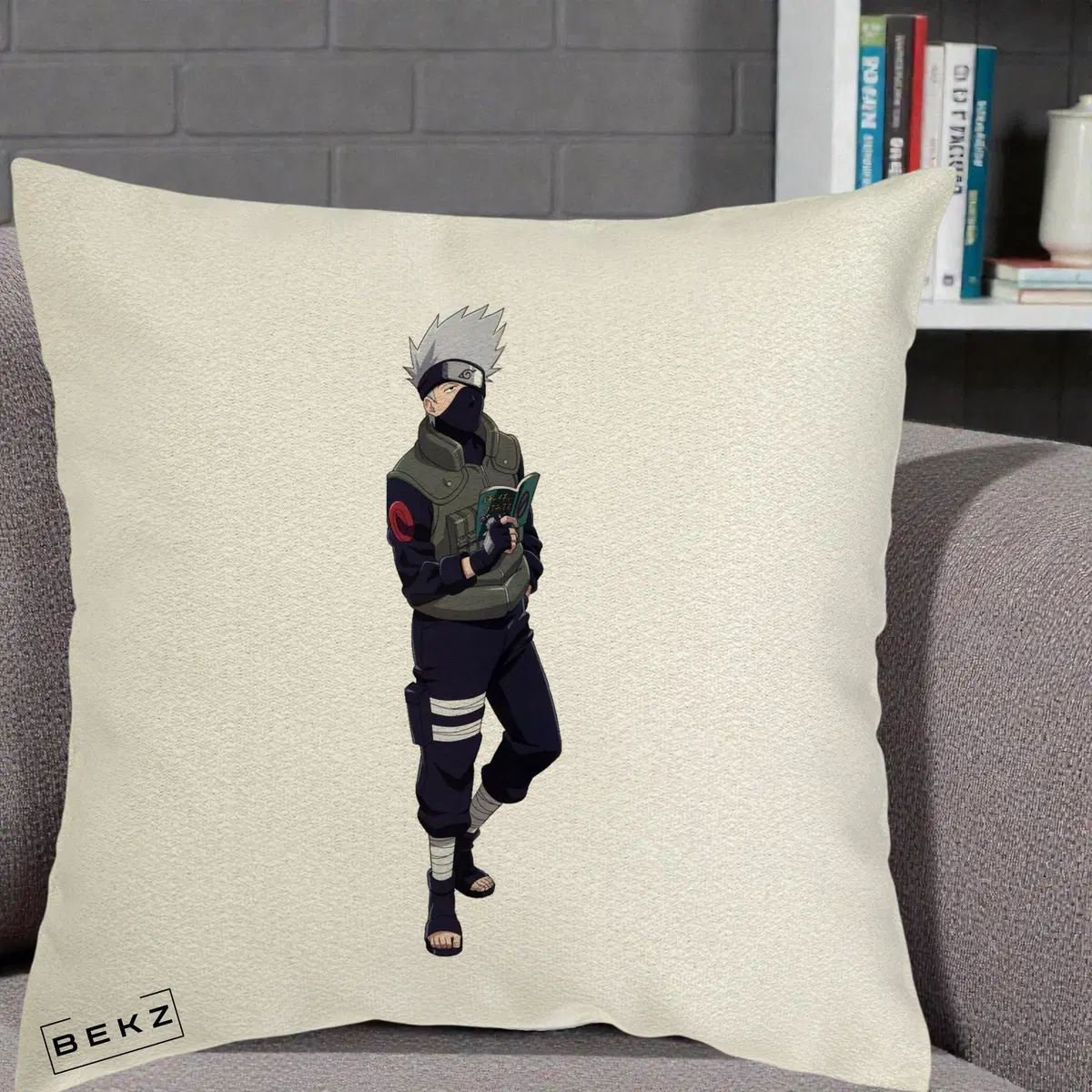 Perna Decorativa Naruto Kakashi Hatake Portret Complet, 40x40 cm, Ecru, Husa Detasabila, Perna, BEKZ®