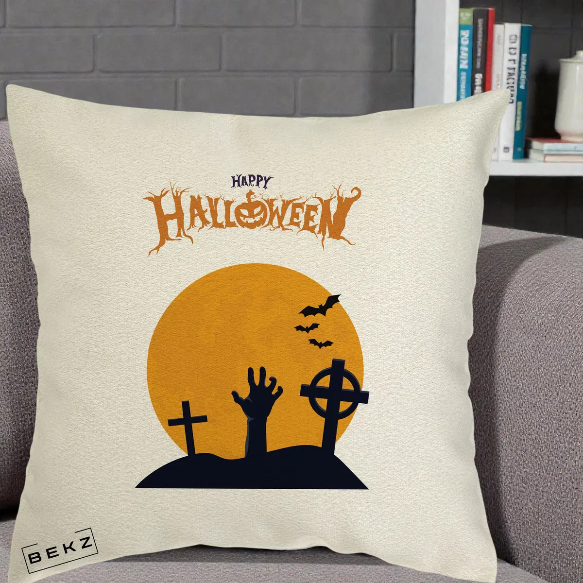Perna Decorativa Happy Halloween Cimitir cu Luna, 40x40 cm, Ecru, Husa Detasabila, Perna, BEKZ®