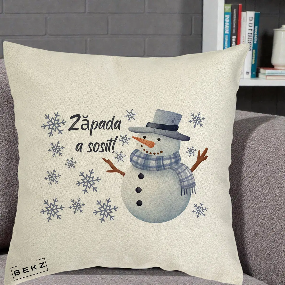 Perna Decorativa Zapada a Sosit Om de Zapada, 40x40 cm, Ecru, Husa Detasabila, Perna, BEKZ®
