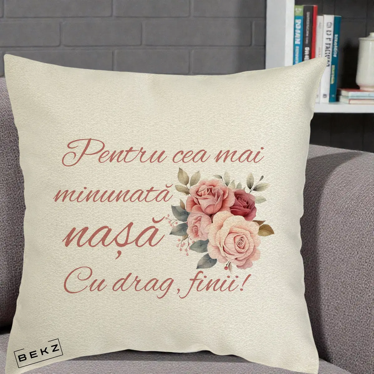 Perna Decorativa Pentru Cea mai Minunata Nasa Cu drag Finii, 40x40 cm, Ecru, Husa Detasabila, Perna, BEKZ®