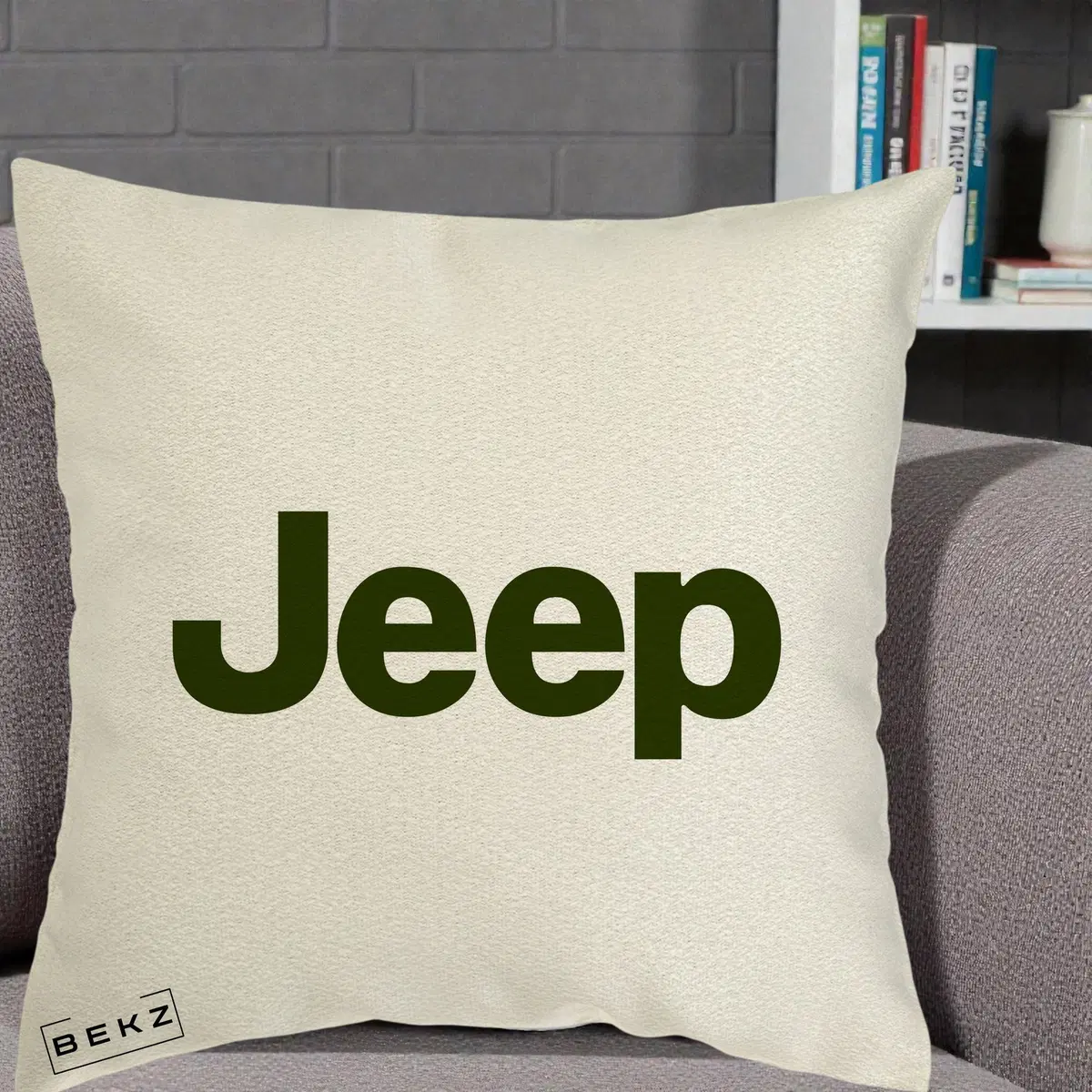Perna Decorativa Logo Jeep Verde pe Fond ecru, 40x40 cm, Ecru, Husa Detasabila, Perna, BEKZ®