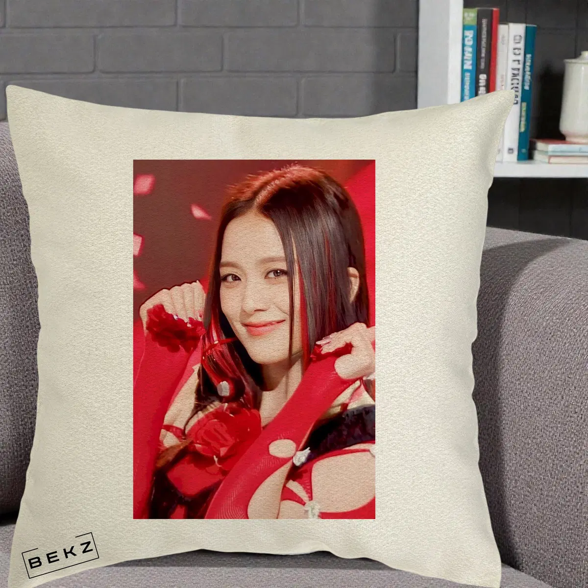 Perna Decorativa BLACKPINK Nayeon/Jisoo Portrait Casual Tenis Alb, 40x40 cm, Ecru, Husa Detasabila, Perna, BEKZ®