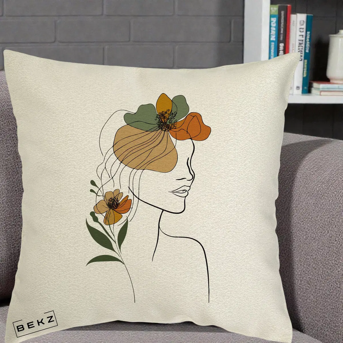 Perna Decorativa Portret Feminin Flori Multicolore, 40x40 cm, Ecru, Husa Detasabila, Perna, BEKZ®