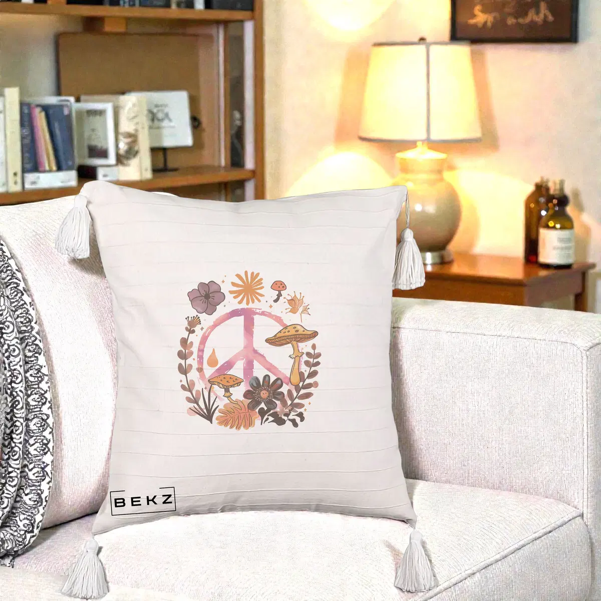Perna Decorativa Peace Ciuperci Boho, 40x40 cm, Bej cu Franjuri, Husa Detasabila, Perna, BEKZ®