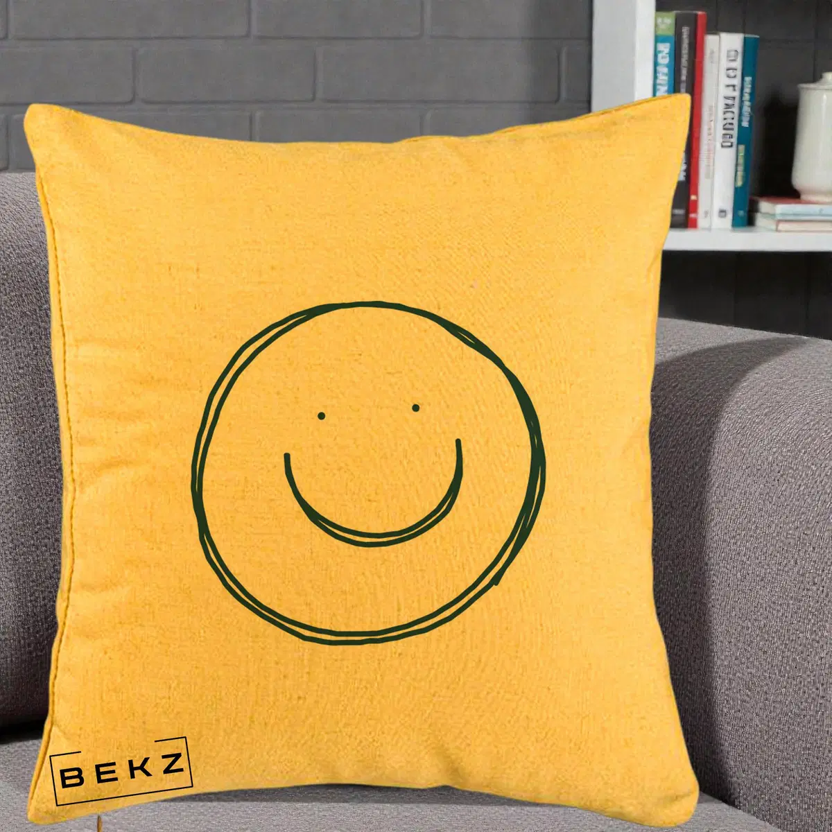Perna Decorativa Smile Desen Minimalist, 40x40 cm, Galben, Husa Detasabila, Perna, BEKZ®