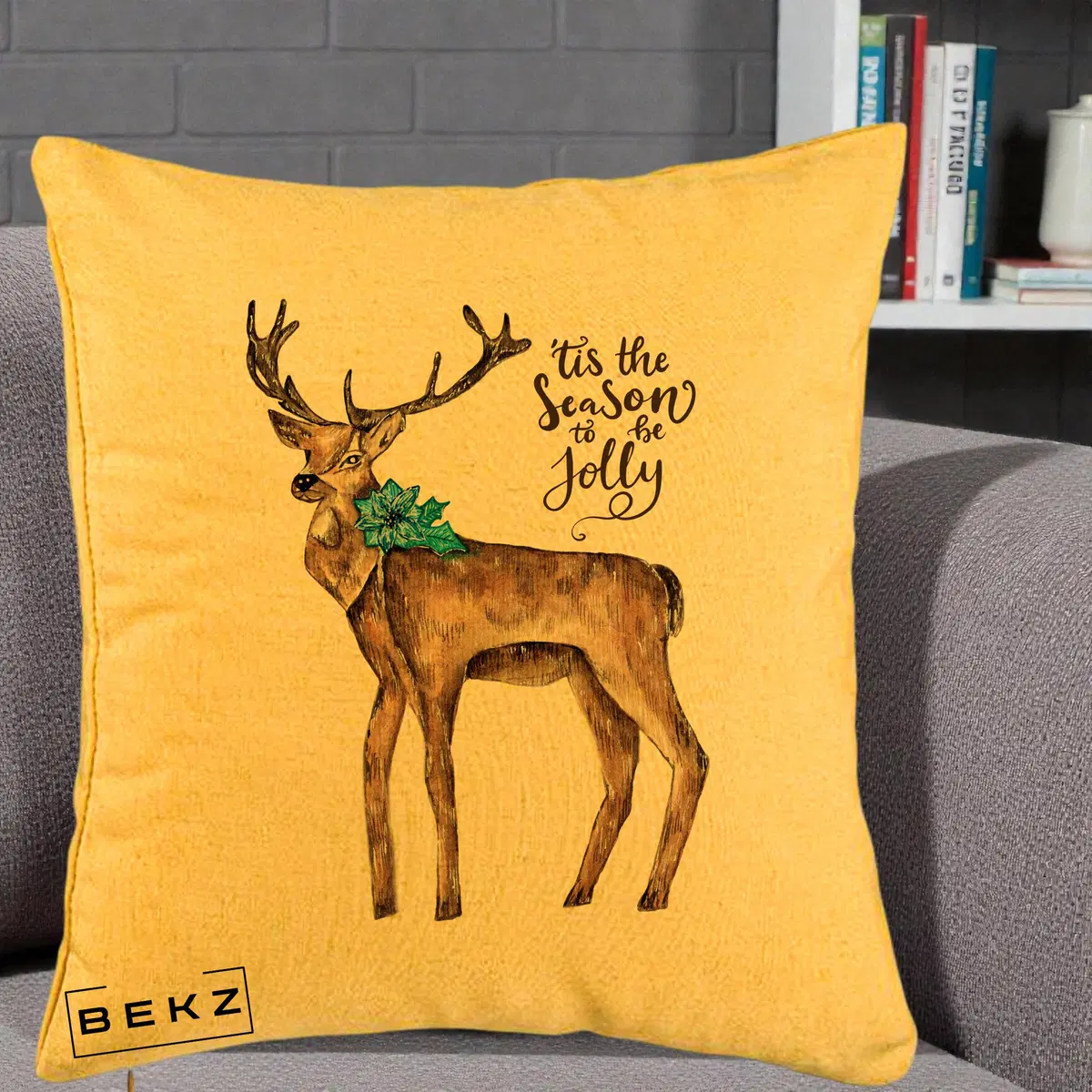 Perna Decorativa Ren Tis the Season to be Jolly, 40x40 cm, Galben, Husa Detasabila, Perna, BEKZ®