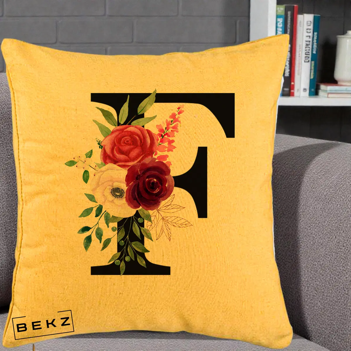 Perna Decorativa Monograma Florala Litera F, 40x40 cm, Galben, Husa Detasabila, Perna, BEKZ®
