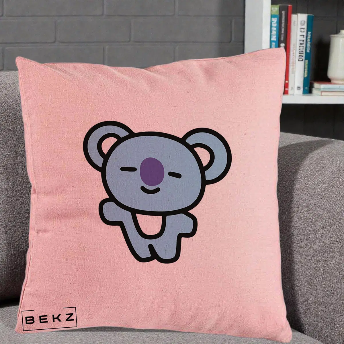 Perna Decorativa BT21 Koya Kawaii, 40x40 cm, Roz, Husa Detasabila, Perna, BEKZ®