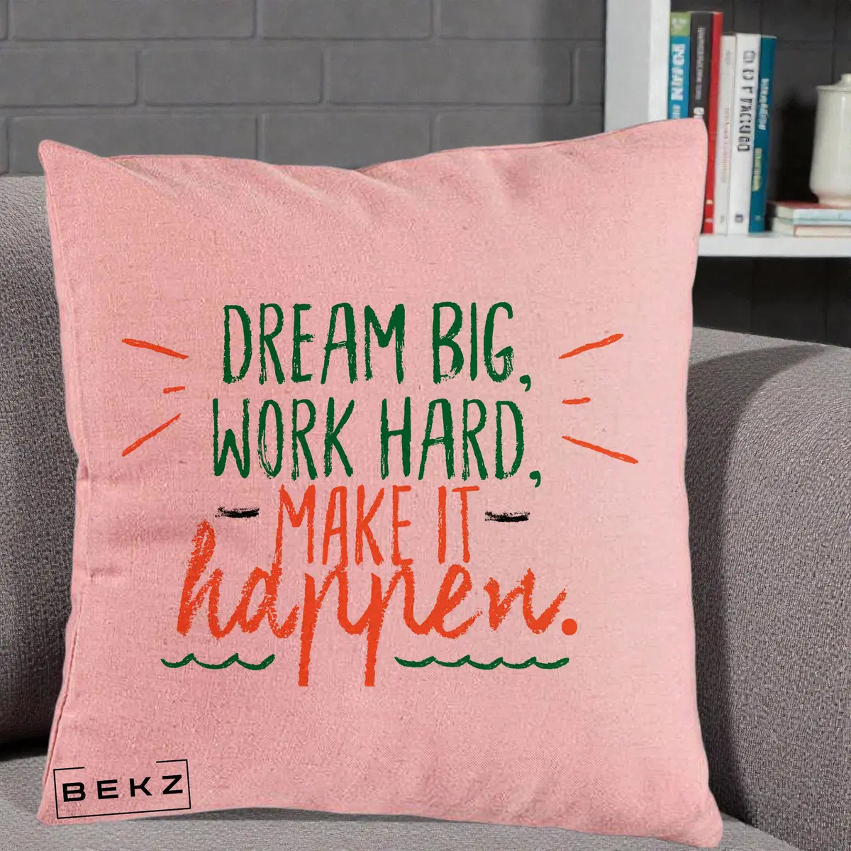 Perna Decorativa Dream Big Work Hard Mesaj Motivational, 40x40 cm, Roz, Husa Detasabila, Perna, BEKZ®
