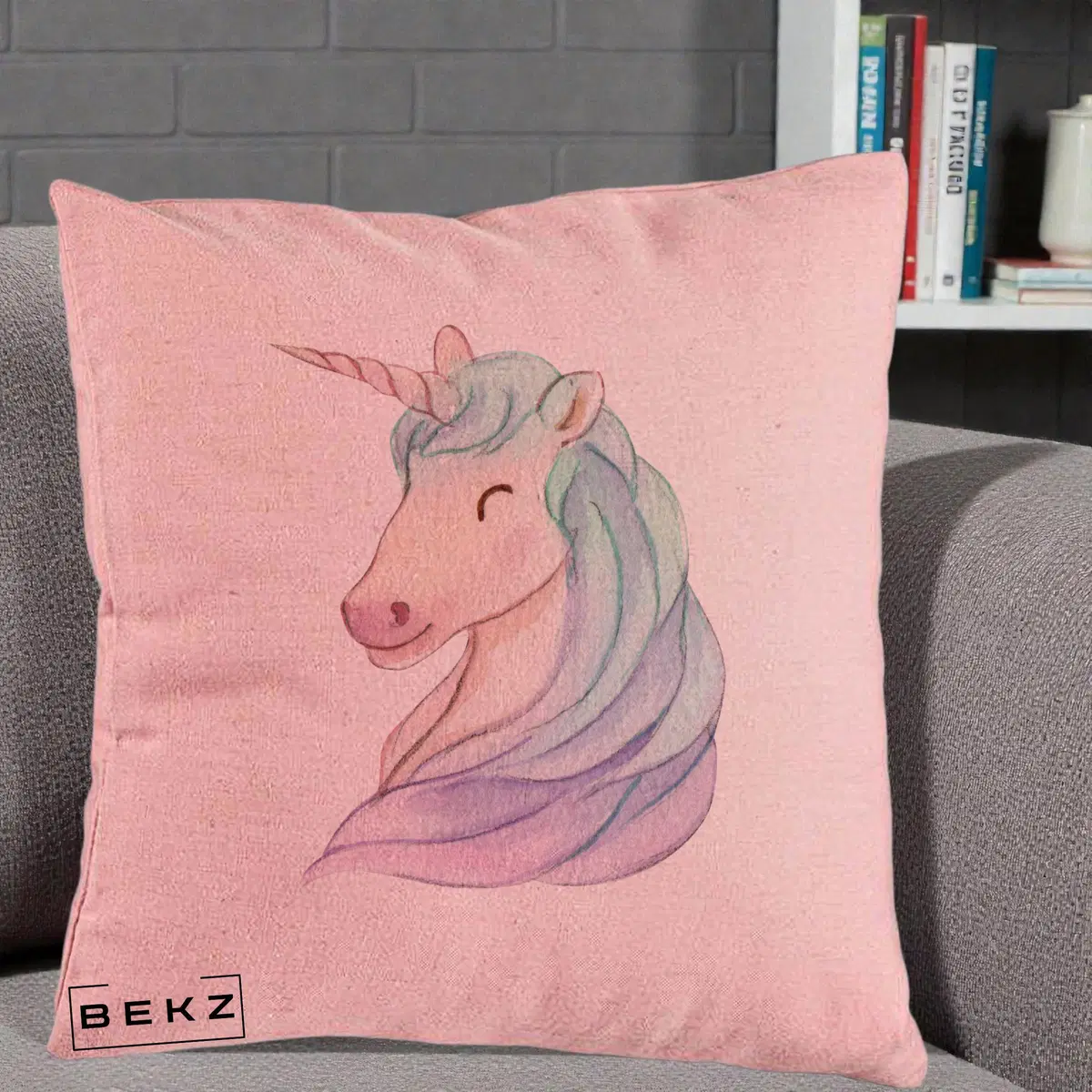 Perna Decorativa Unicorn Acuarela Pastel, 40x40 cm, Roz, Husa Detasabila, Perna, BEKZ®
