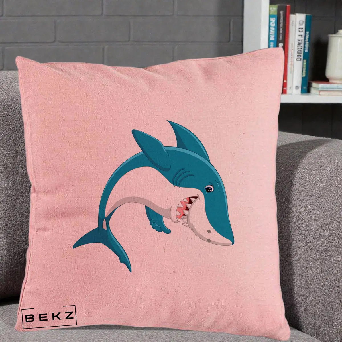 Perna Decorativa Rechin Albastru Cartoon, 40x40 cm, Roz, Husa Detasabila, Perna, BEKZ®