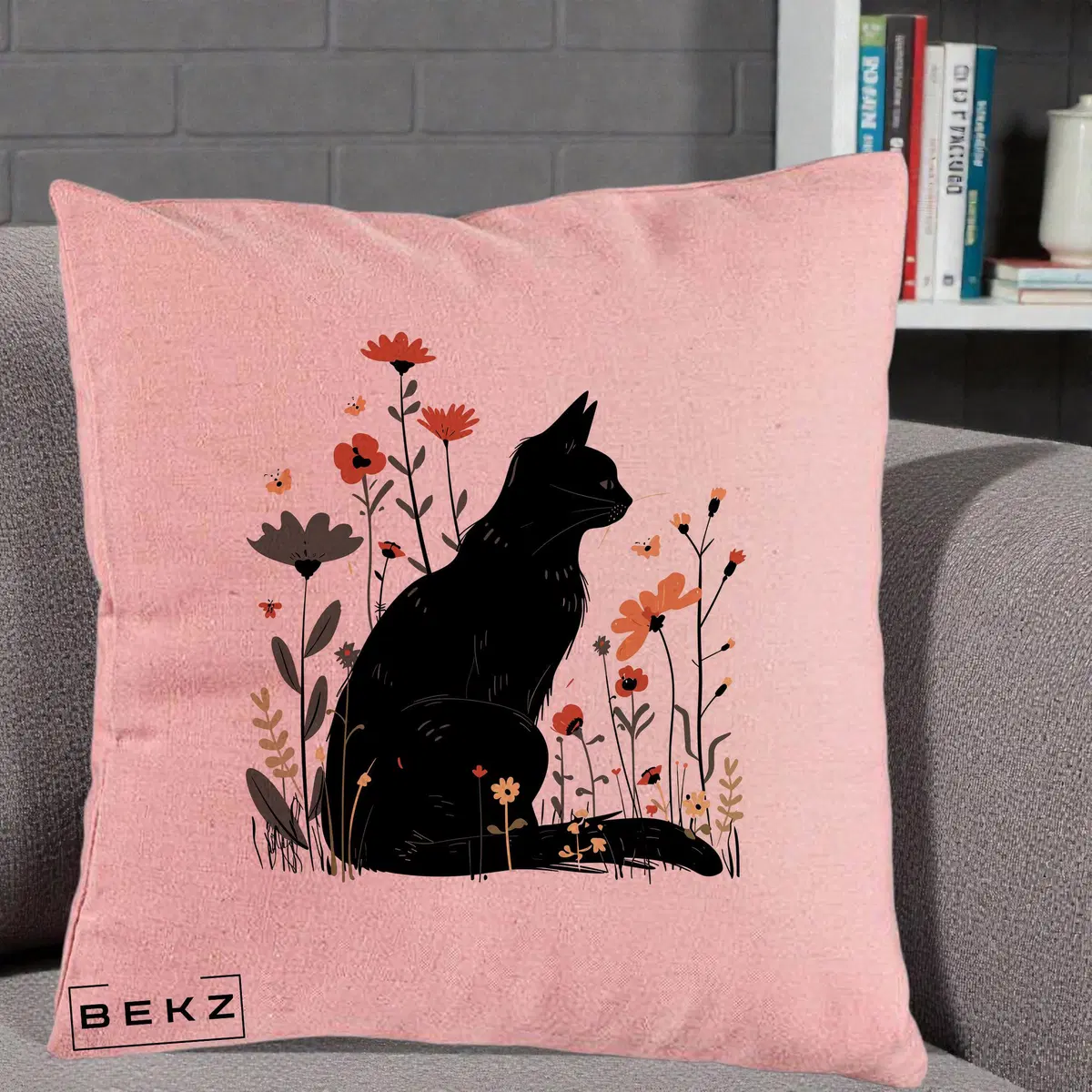Perna Decorativa Pisica Neagra Profil Flori Portocalii, 40x40 cm, Roz, Husa Detasabila, Perna, BEKZ®