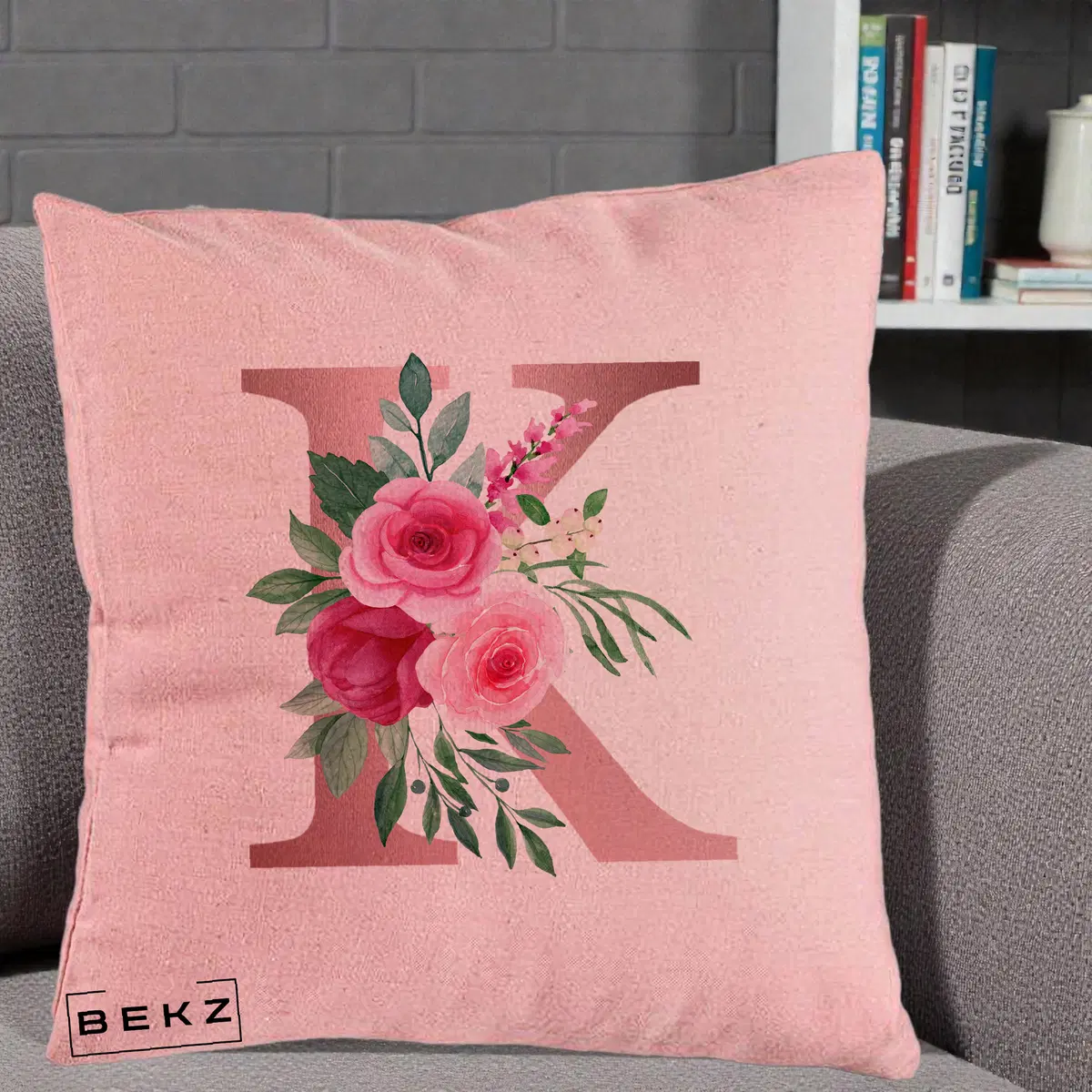 Perna Decorativa Monograma Rose Gold Litera K, 40x40 cm, Roz, Husa Detasabila, Perna, BEKZ®
