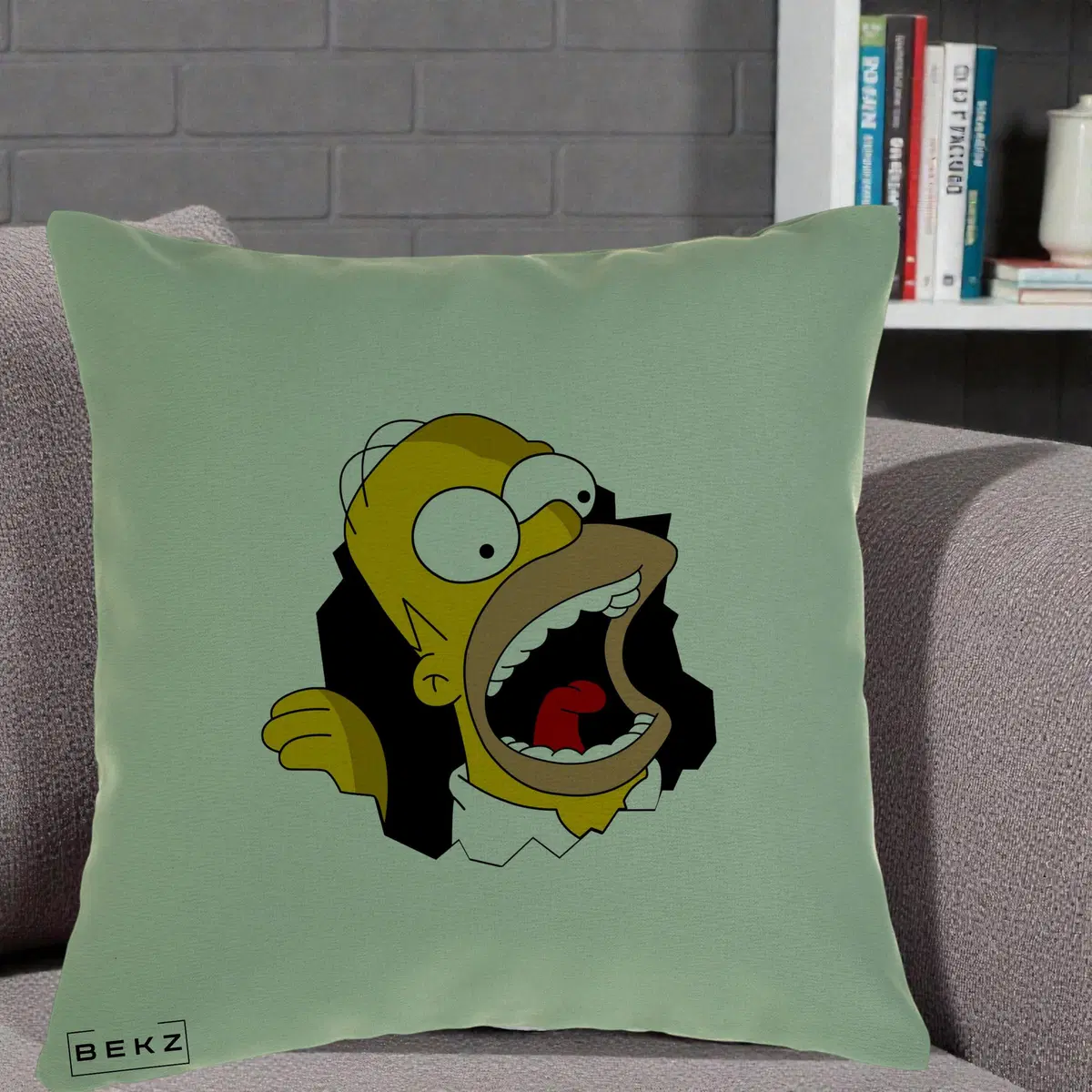 Perna Decorativa Homer Simpson Surpriza, 40x40 cm, Verde, Husa Detasabila, Perna, BEKZ®