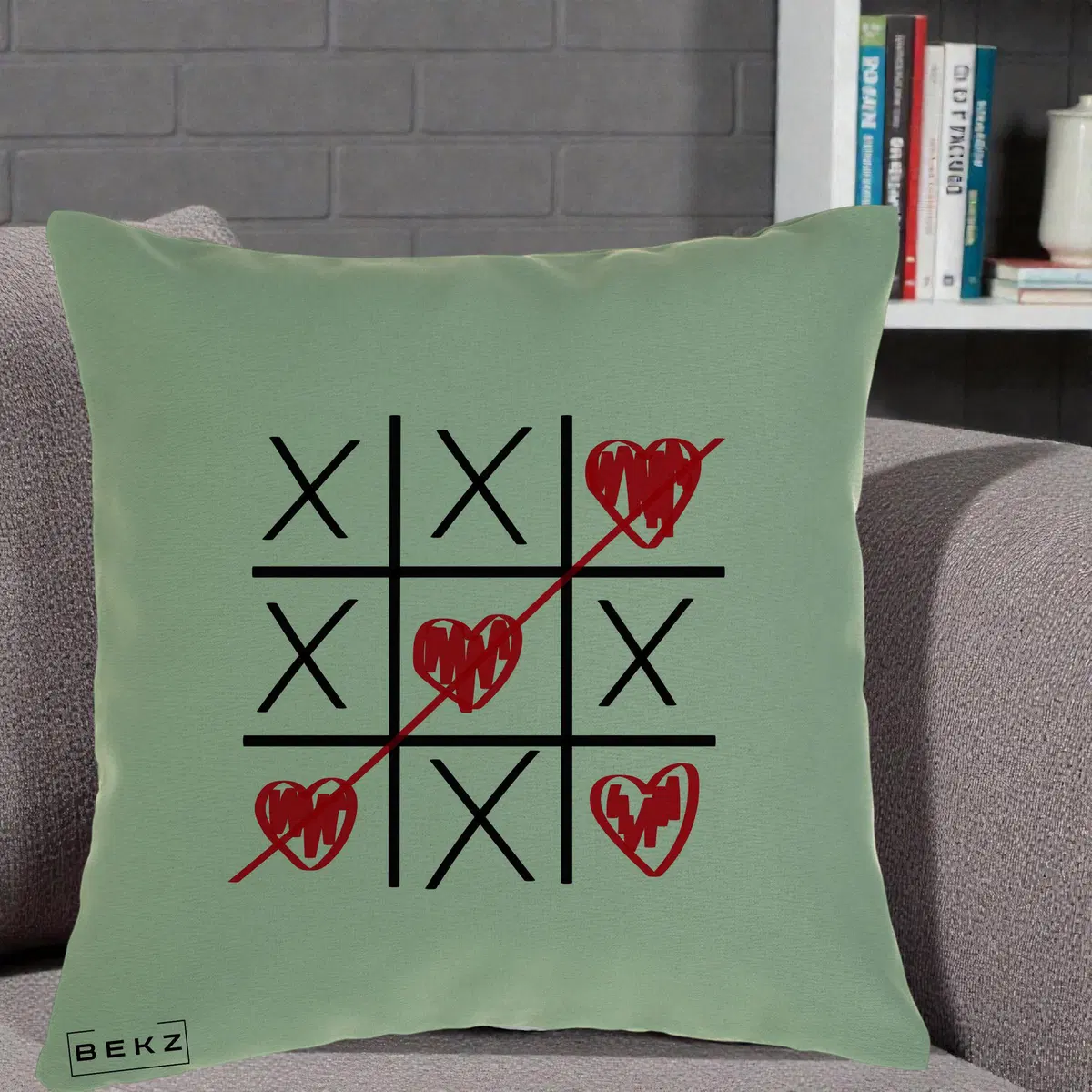 Perna Decorativa Love Joc X si Inima cu Castigator Iubire, 40x40 cm, Verde, Husa Detasabila, Perna, BEKZ®