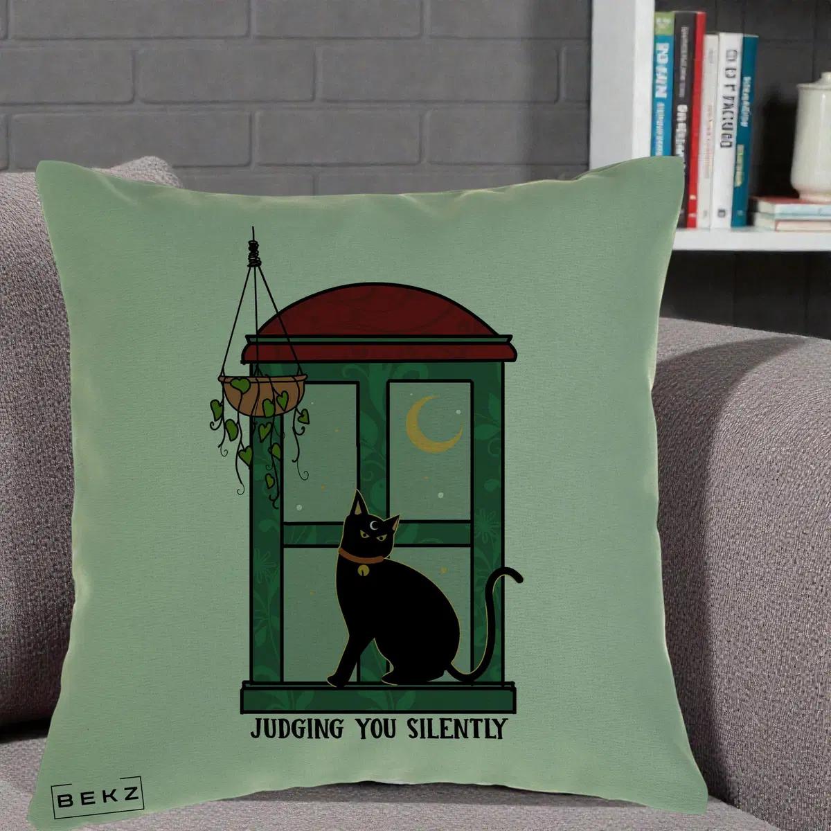 Perna Decorativa Judging You Silently Pisica Geam, 40x40 cm, Verde, Husa Detasabila, Perna, BEKZ®