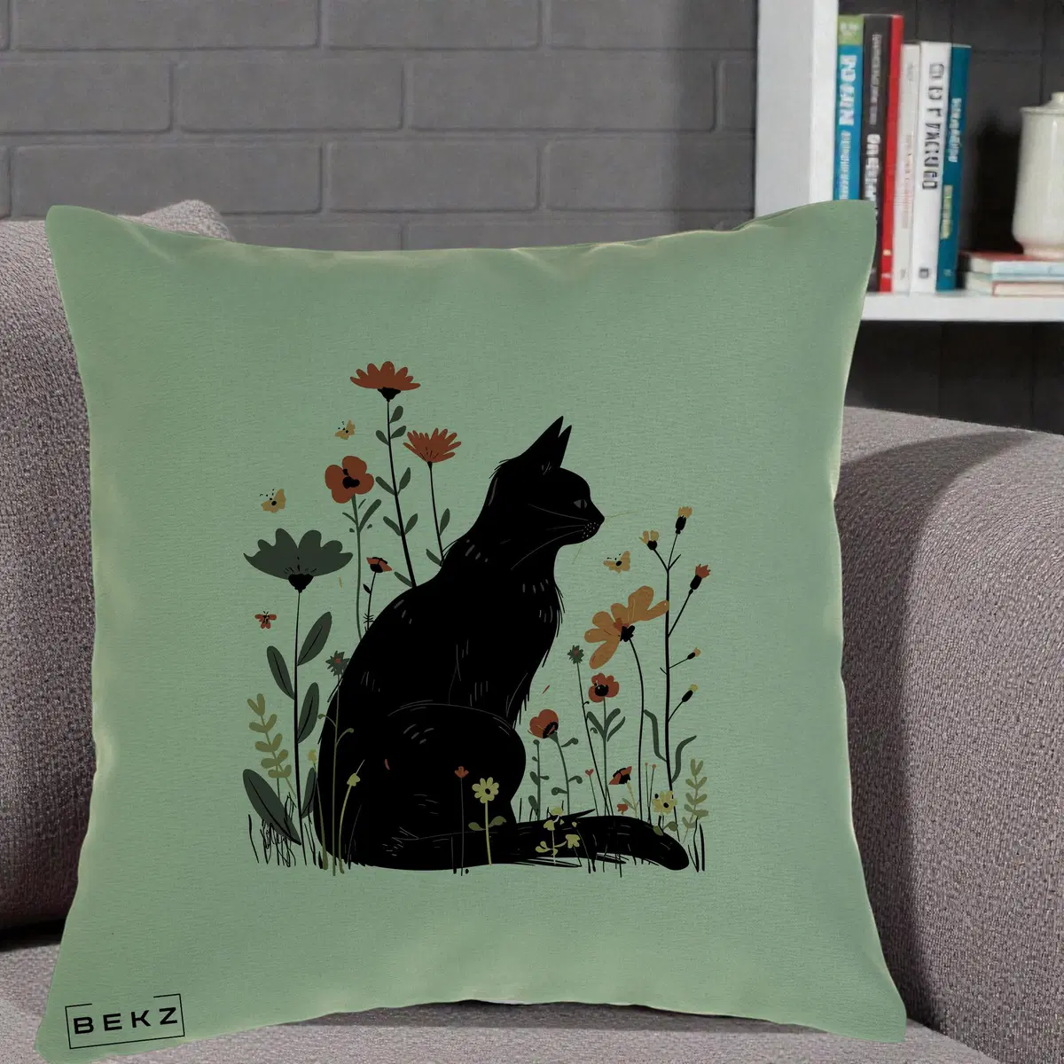 Perna Decorativa Pisica Neagra Profil Flori Portocalii, 40x40 cm, Verde, Husa Detasabila, Perna, BEKZ®